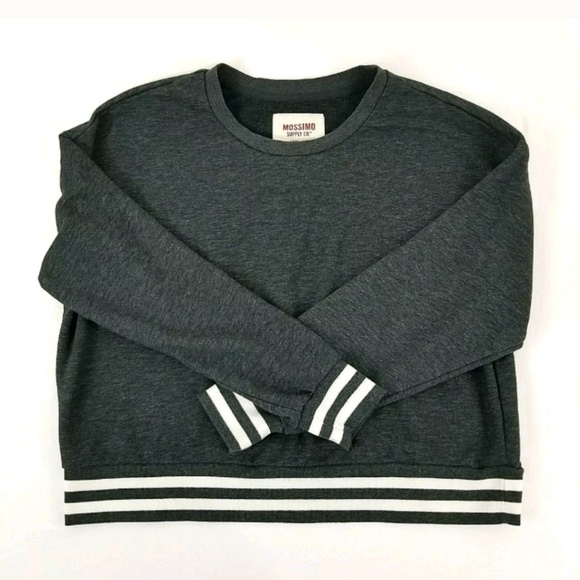 Mossimo Supply Co. Tops - Mossimo Gray Long Sleeve Cropped Sweatshirt Large